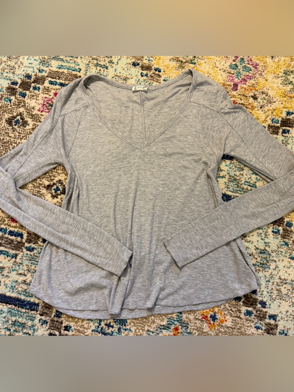 Free People Gray V-Neck Long Sleeve top